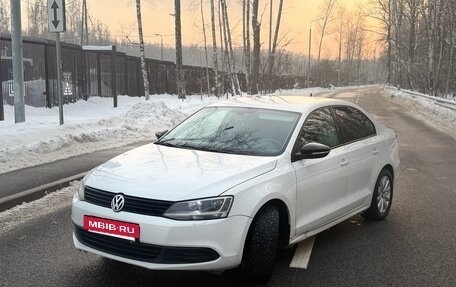 Volkswagen Jetta VI, 2014 год, 1 300 000 рублей, 6 фотография