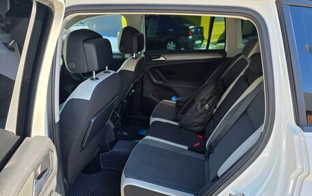 Volkswagen Tiguan II, 2020 год, 2 990 000 рублей, 13 фотография