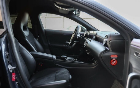 Mercedes-Benz CLA, 2020 год, 3 390 000 рублей, 27 фотография