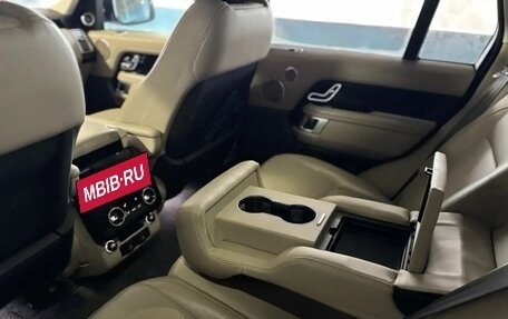 Land Rover Range Rover IV рестайлинг, 2021 год, 9 000 000 рублей, 19 фотография