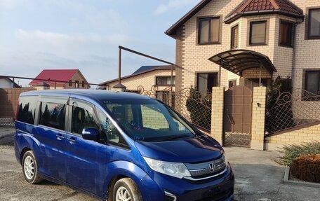 Honda Stepwgn IV, 2015 год, 1 790 000 рублей, 1 фотография