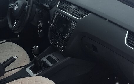 Skoda Octavia, 2013 год, 1 350 000 рублей, 24 фотография