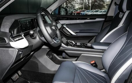 Geely Atlas, 2025 год, 3 449 990 рублей, 9 фотография