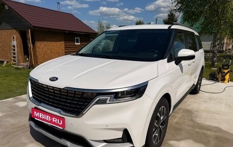 KIA Carnival, 2021 год, 4 100 000 рублей, 9 фотография