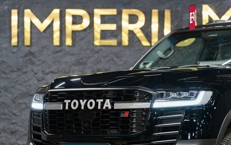 Toyota Land Cruiser, 2025 год, 19 500 000 рублей, 5 фотография