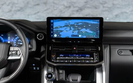 Toyota Land Cruiser, 2025 год, 19 500 000 рублей, 16 фотография