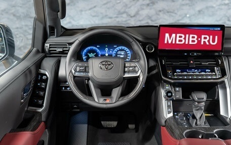 Toyota Land Cruiser, 2025 год, 19 500 000 рублей, 15 фотография