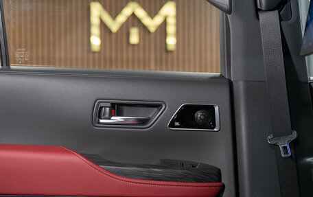 Toyota Land Cruiser, 2025 год, 19 500 000 рублей, 30 фотография