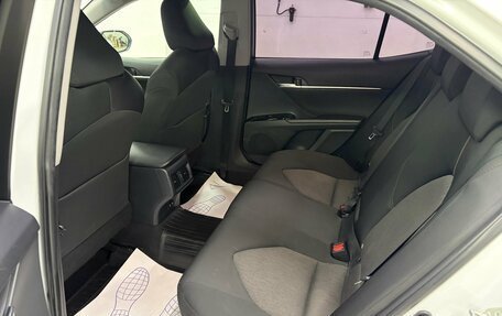 Toyota Camry, 2018 год, 2 399 000 рублей, 11 фотография