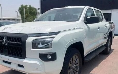 Mitsubishi L200, 2025 год, 3 800 000 рублей, 1 фотография