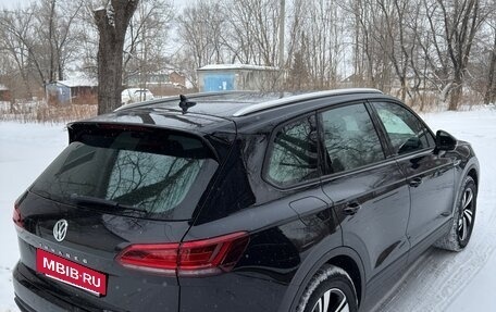 Volkswagen Touareg III, 2019 год, 6 150 000 рублей, 4 фотография