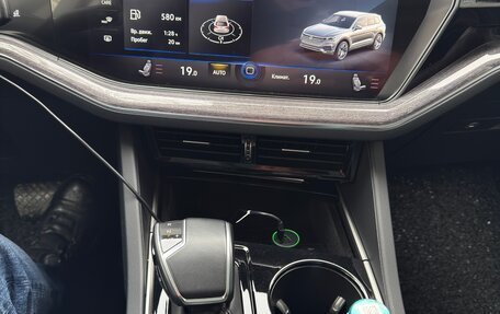 Volkswagen Touareg III, 2019 год, 6 150 000 рублей, 25 фотография