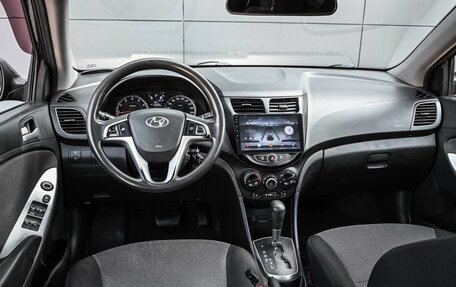 Hyundai Solaris II рестайлинг, 2011 год, 889 000 рублей, 6 фотография