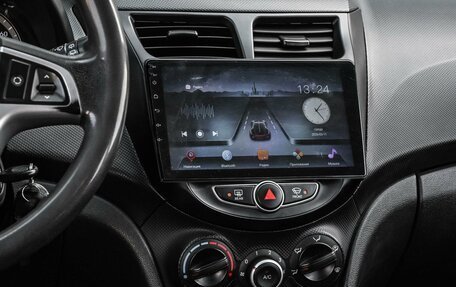 Hyundai Solaris II рестайлинг, 2011 год, 889 000 рублей, 21 фотография