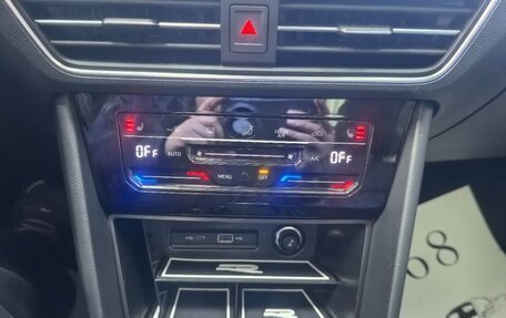 Volkswagen Tiguan II, 2022 год, 2 790 000 рублей, 8 фотография