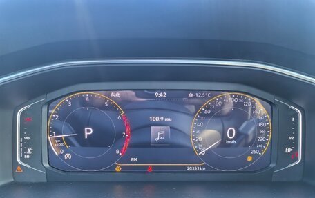 Volkswagen Tiguan II, 2022 год, 2 790 000 рублей, 7 фотография