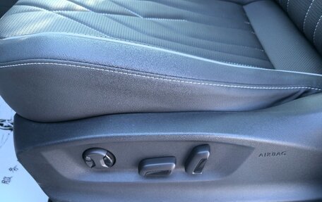 Volkswagen Tiguan II, 2022 год, 2 790 000 рублей, 13 фотография