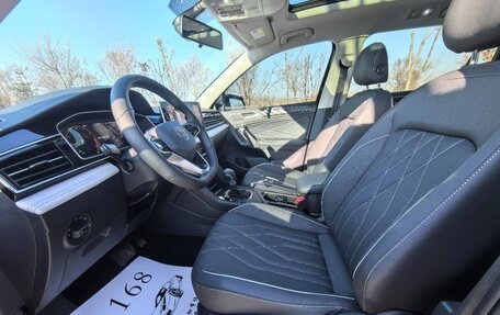 Volkswagen Tiguan II, 2022 год, 2 790 000 рублей, 11 фотография