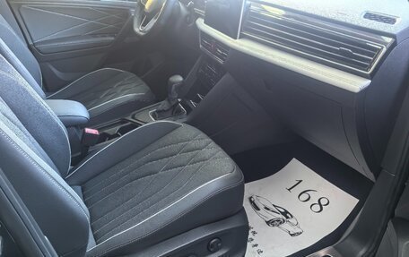 Volkswagen Tiguan II, 2022 год, 2 790 000 рублей, 14 фотография