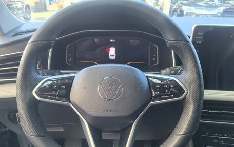 Volkswagen Tiguan II, 2022 год, 2 790 000 рублей, 10 фотография