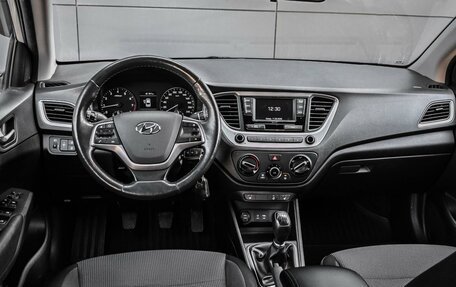 Hyundai Solaris II рестайлинг, 2018 год, 1 374 000 рублей, 6 фотография