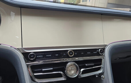 Bentley Flying Spur, 2025 год, 41 760 000 рублей, 15 фотография