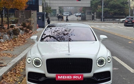 Bentley Flying Spur, 2023 год, 28 490 000 рублей, 2 фотография