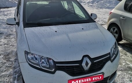 Renault Sandero II рестайлинг, 2015 год, 850 000 рублей, 13 фотография