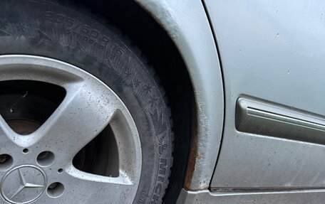 Mercedes-Benz E-Класс, 1999 год, 280 000 рублей, 13 фотография