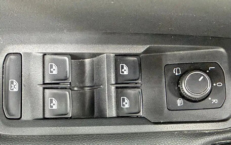 Volkswagen Touran III, 2022 год, 2 399 123 рублей, 12 фотография