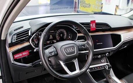 Audi Q3, 2022 год, 2 403 000 рублей, 5 фотография