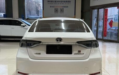 Toyota Corolla, 2023 год, 1 390 000 рублей, 5 фотография