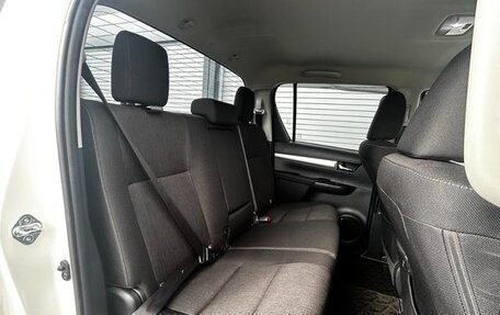 Toyota Hilux VIII, 2023 год, 4 310 007 рублей, 10 фотография