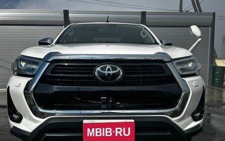 Toyota Hilux VIII, 2023 год, 4 310 007 рублей, 2 фотография
