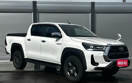 Toyota Hilux VIII, 2023 год, 4 310 007 рублей, 3 фотография