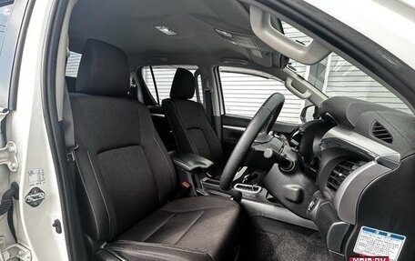 Toyota Hilux VIII, 2023 год, 4 310 007 рублей, 7 фотография