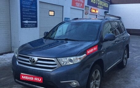 Toyota Highlander III, 2010 год, 2 050 000 рублей, 1 фотография