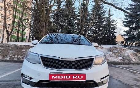 KIA Rio III рестайлинг, 2017 год, 689 000 рублей, 3 фотография