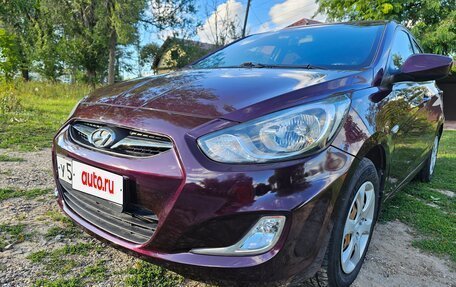 Hyundai Solaris II рестайлинг, 2012 год, 800 000 рублей, 9 фотография