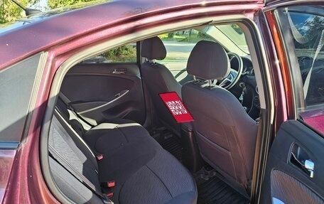 Hyundai Solaris II рестайлинг, 2012 год, 800 000 рублей, 15 фотография