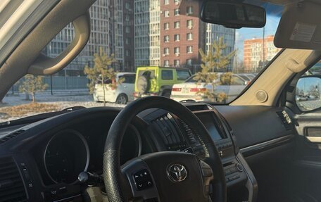 Toyota Land Cruiser 200, 2010 год, 3 050 000 рублей, 10 фотография