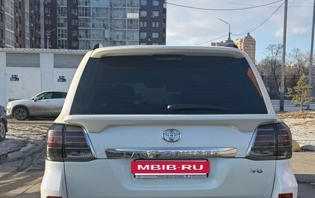 Toyota Land Cruiser 200, 2010 год, 3 050 000 рублей, 2 фотография