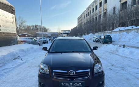 Toyota Avensis III рестайлинг, 2006 год, 699 000 рублей, 2 фотография