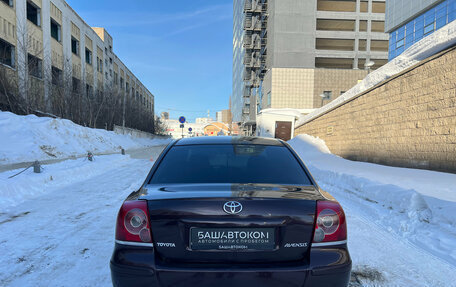 Toyota Avensis III рестайлинг, 2006 год, 699 000 рублей, 5 фотография