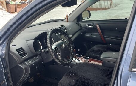 Toyota Highlander III, 2010 год, 2 050 000 рублей, 7 фотография