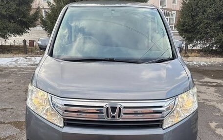 Honda Stepwgn IV, 2011 год, 1 550 000 рублей, 3 фотография