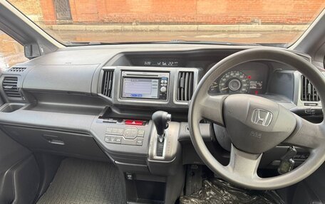 Honda Stepwgn IV, 2011 год, 1 550 000 рублей, 9 фотография