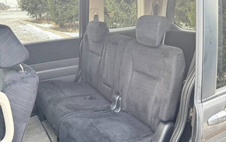 Honda Stepwgn IV, 2011 год, 1 550 000 рублей, 13 фотография