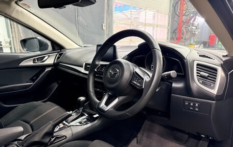 Mazda Axela, 2018 год, 1 700 000 рублей, 5 фотография