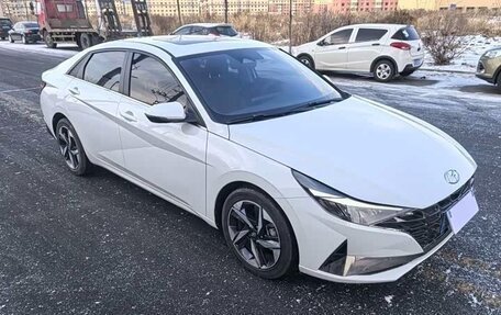 Hyundai Elantra, 2022 год, 1 570 000 рублей, 3 фотография